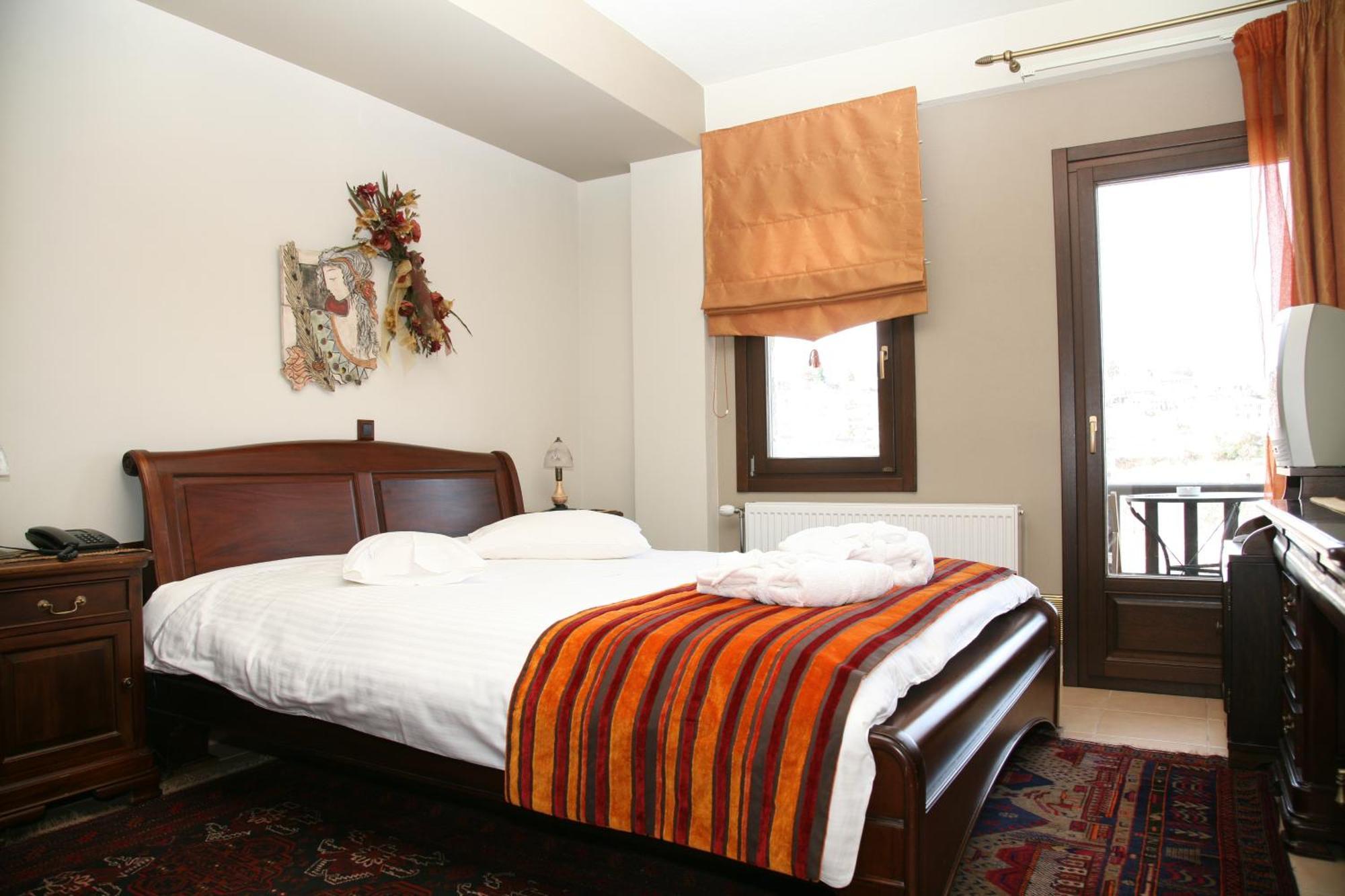 Pandion Luxury Boutique Hotel & Suites With Spa Neochóri Eksteriør billede