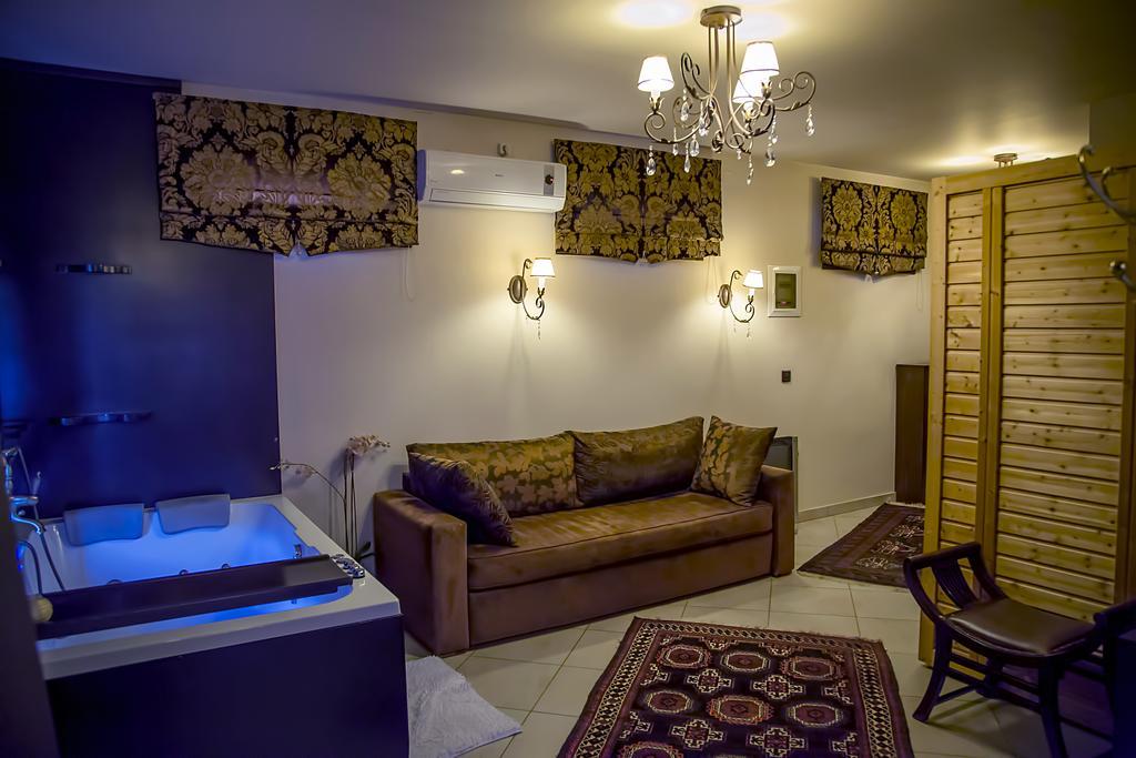 Pandion Luxury Boutique Hotel & Suites With Spa Neochóri Eksteriør billede