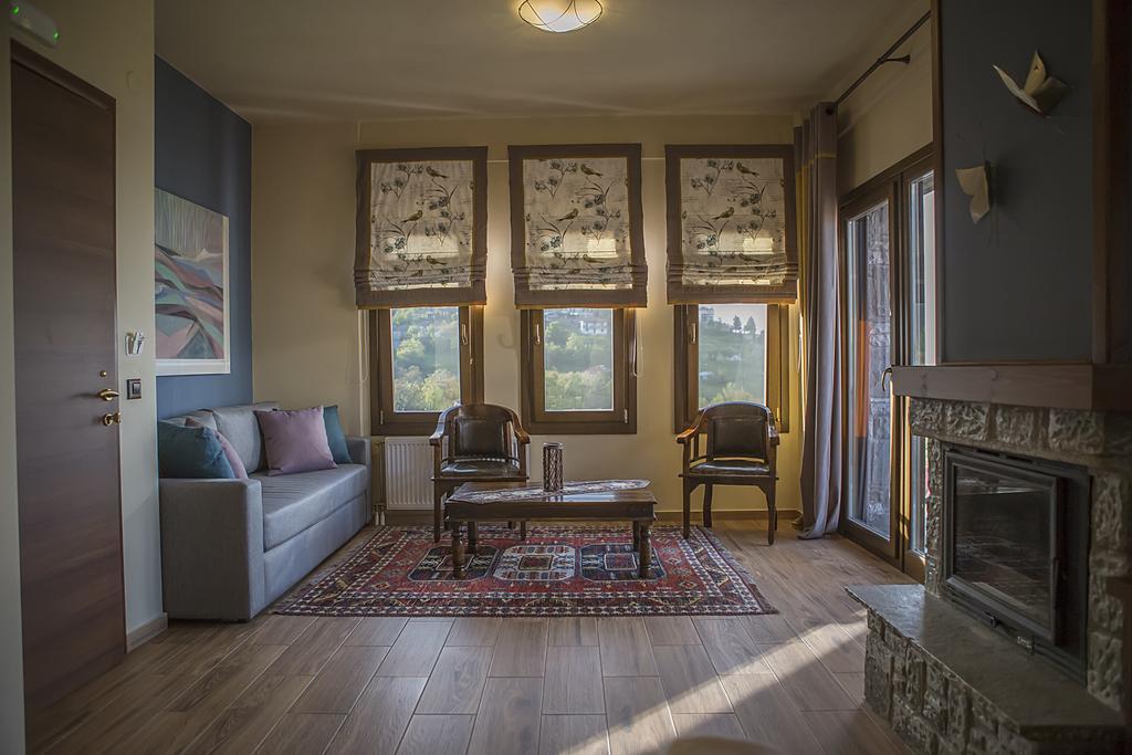 Pandion Luxury Boutique Hotel & Suites With Spa Neochóri Eksteriør billede